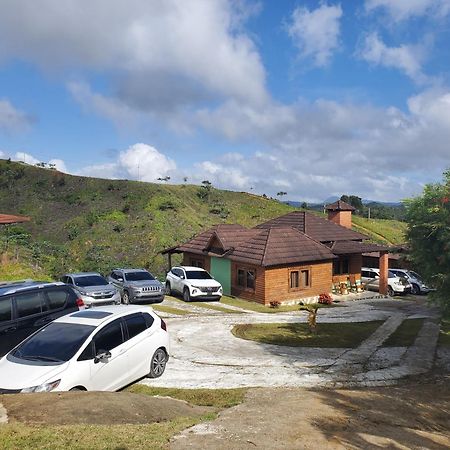 Villas Las Neblinas Constanza Luaran gambar