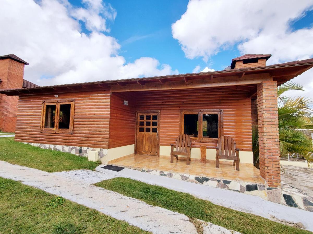Villas Las Neblinas Constanza Luaran gambar